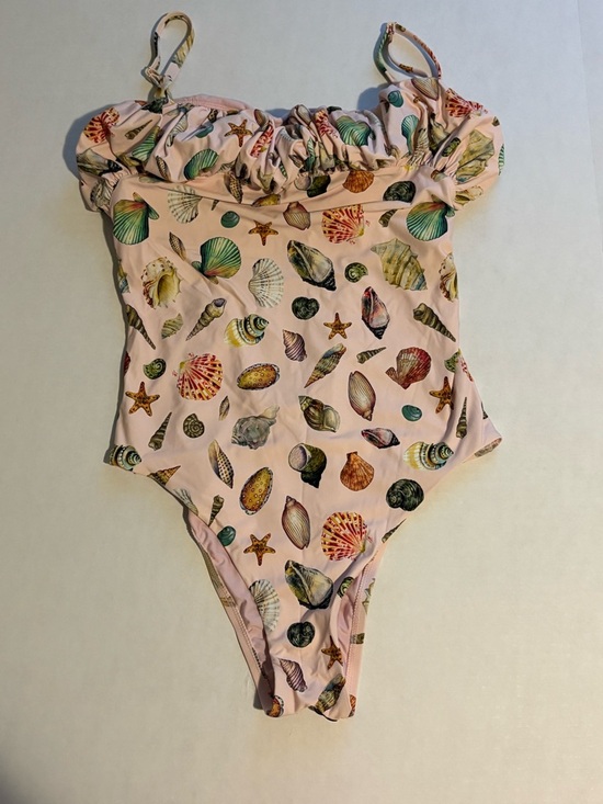 ANTONIO MELANI Other - Antonio Melani light Pink Seashell Print One-Piece Swimsuit